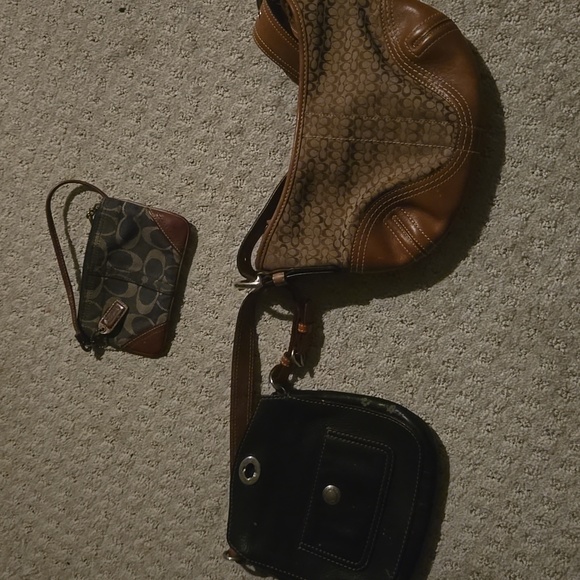 Coach bundle - Picture 3 of 9